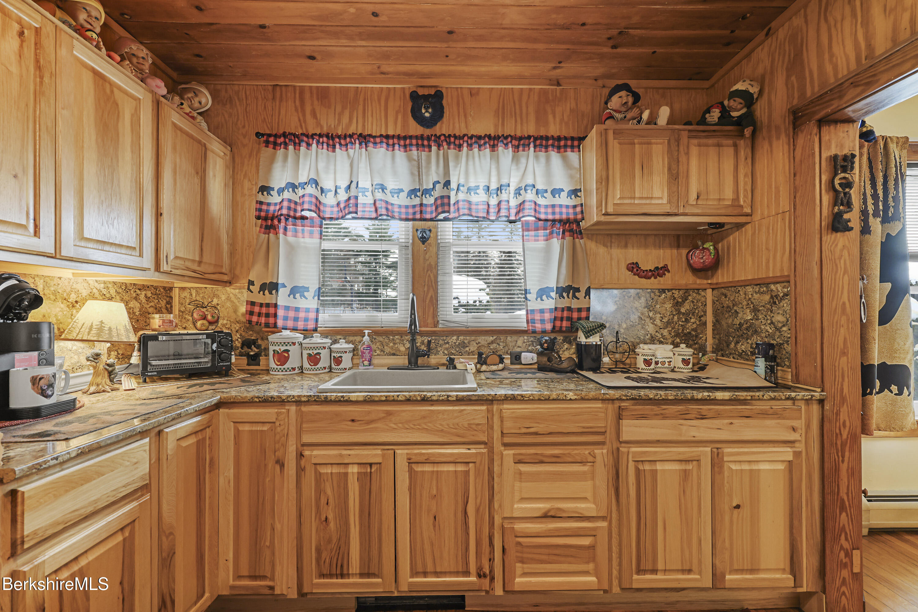 90 Cheshire Road Pittsfield, MA 01201 - Photo 13 of 26 Kitchen