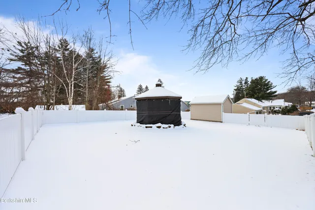 $269,900 | 90 Cheshire Road, Pittsfield, MA 01201