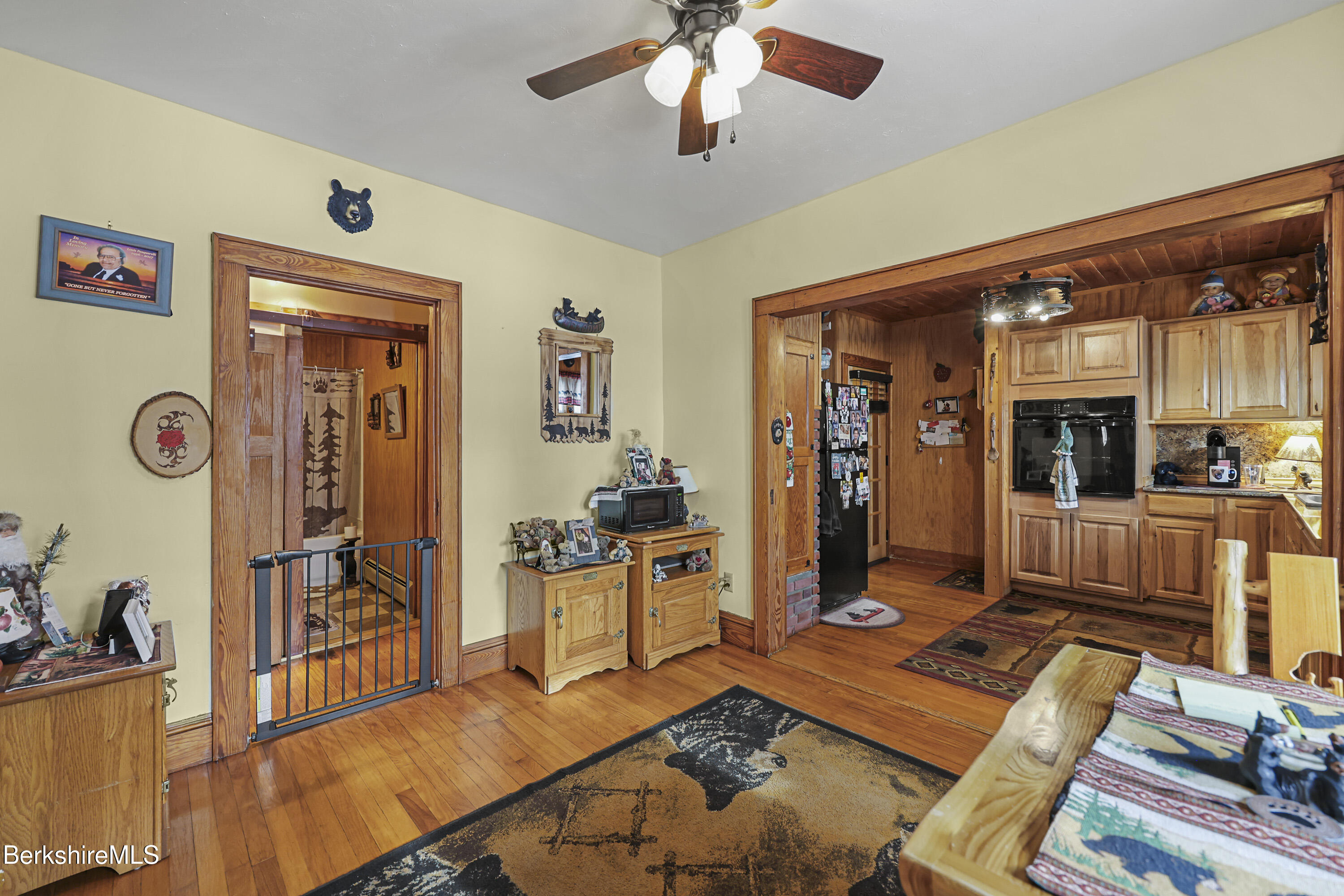 90 Cheshire Road Pittsfield, MA 01201 - Photo 9 of 26 Dining Room