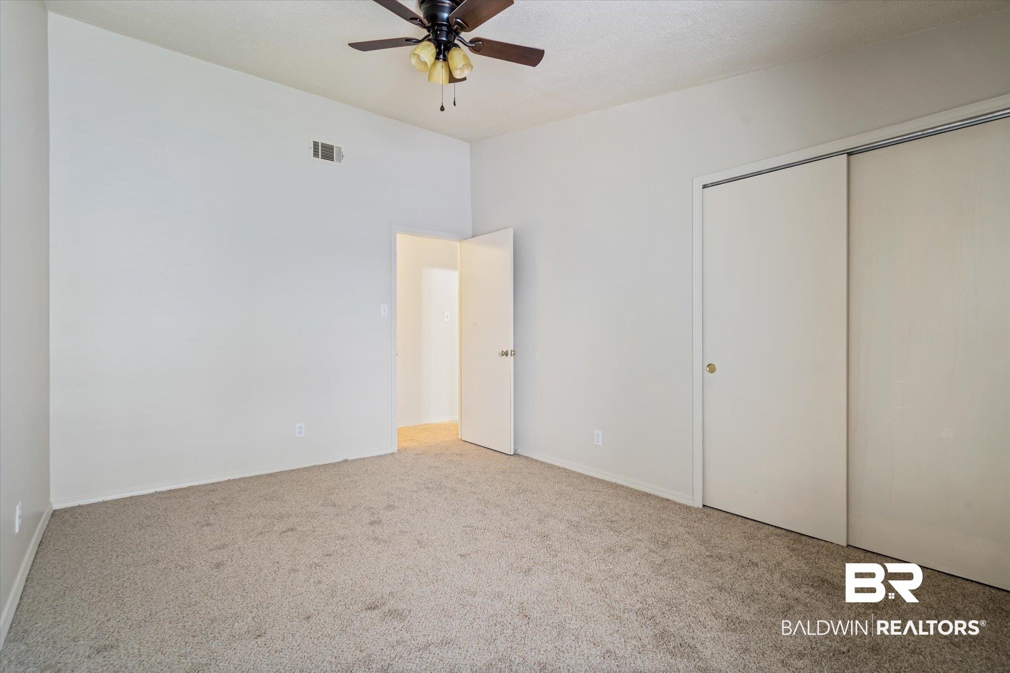 6050 Grelot Road, Unit 205 Mobile, AL 36609 - Photo 18 of 21