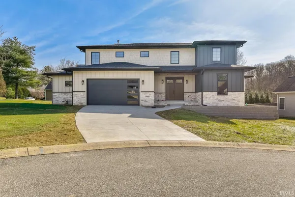 $845,000 | 1539 South Coleman Court, Bloomington, IN 47401