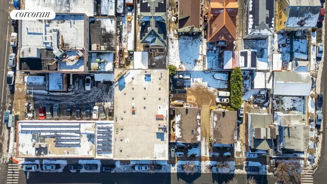 $3,000,000 | 162-02 77th Road | Hillcrest