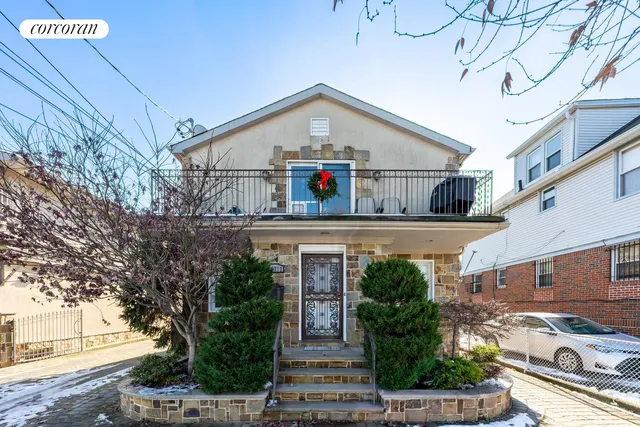 $3,000,000 | 162-02 77th Road | Hillcrest