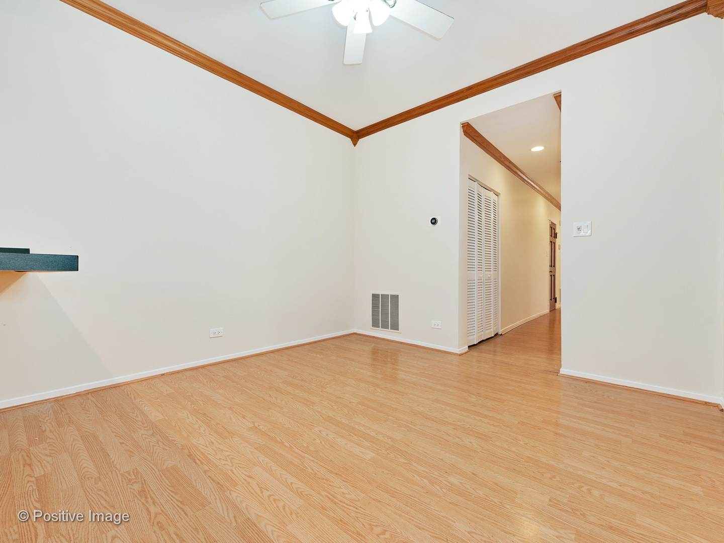 4417 North Racine Avenue, Unit 2N Chicago, IL 60640 - Photo 8 of 22 a view of an empty room