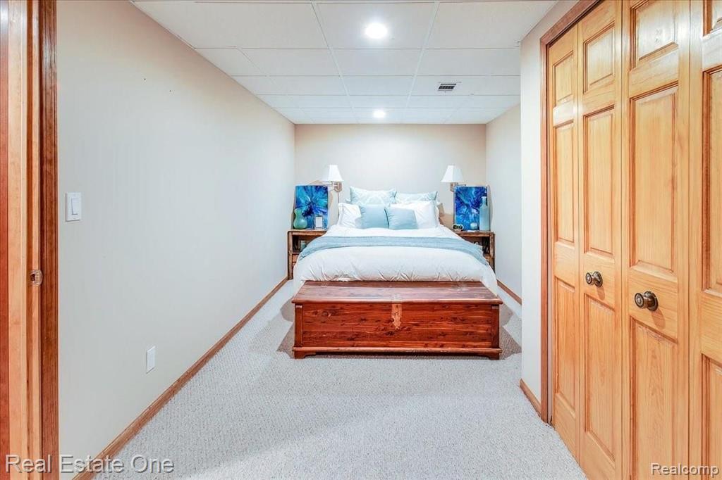 451 Lake Forest Road Rochester Hills, MI 48309 - Photo 68 of 97