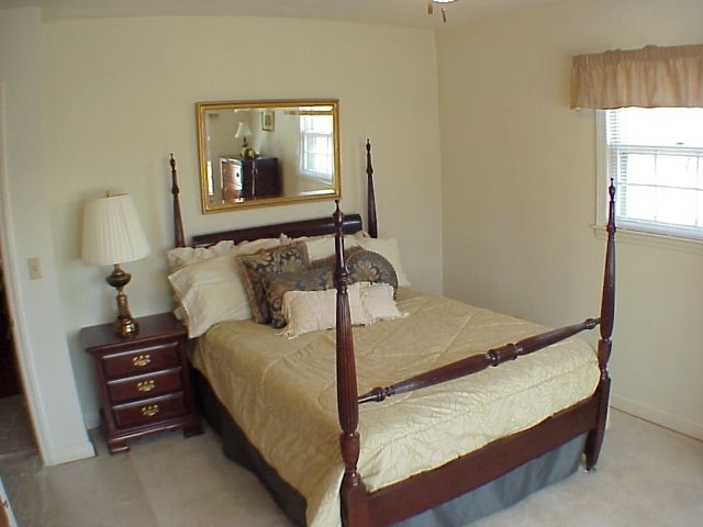 4521 Rosecrest Road Roanoke, VA 24018 - Photo 25 of 27 a bedroom with a bed and window