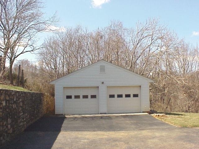 4521 Rosecrest Road Roanoke, VA 24018 - Photo 27 of 27 a view of house with a outdoor space