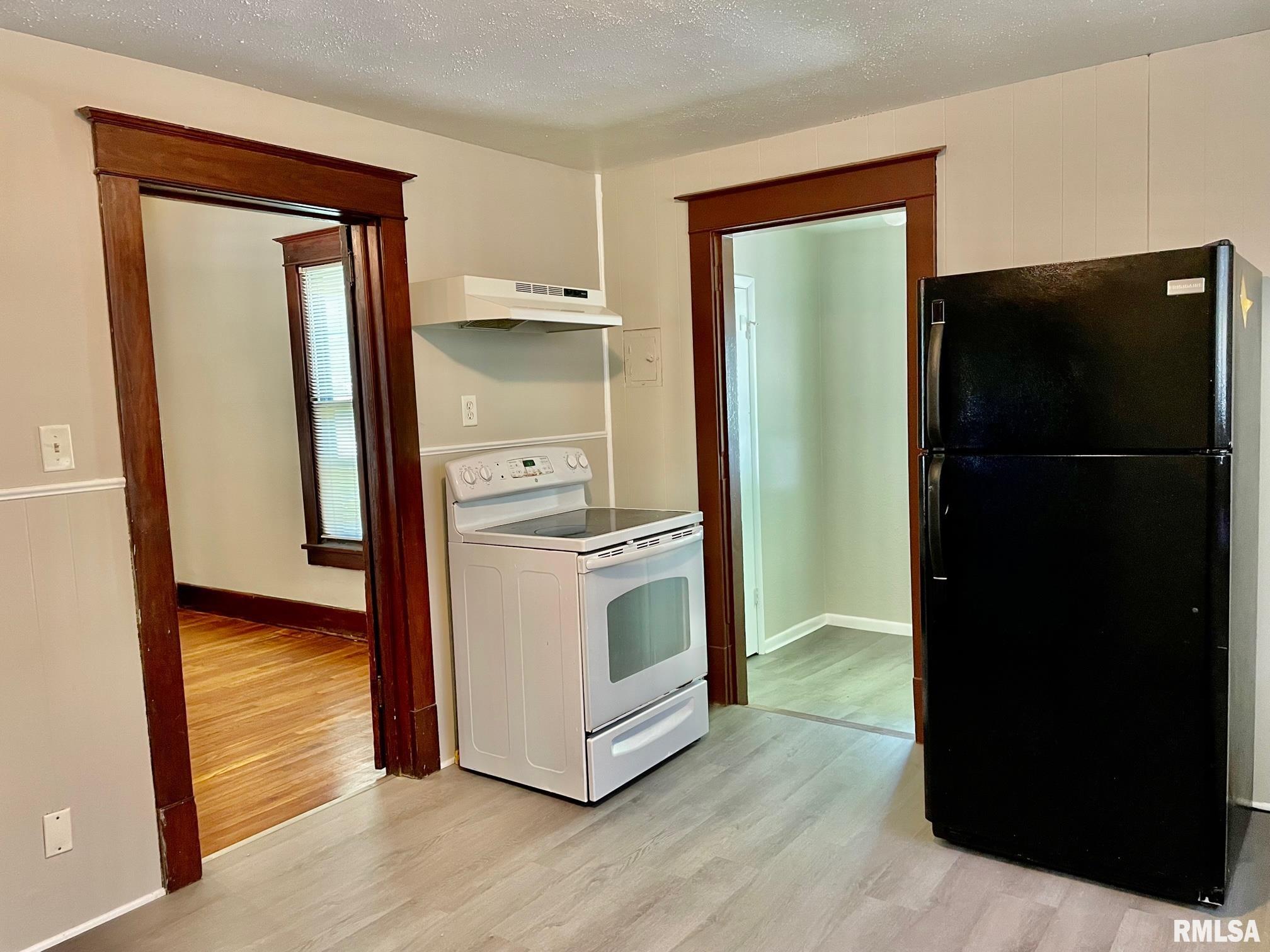 1709 East Reynolds Street Springfield, IL 62702 - Photo 11 of 24 Gallery Image 11