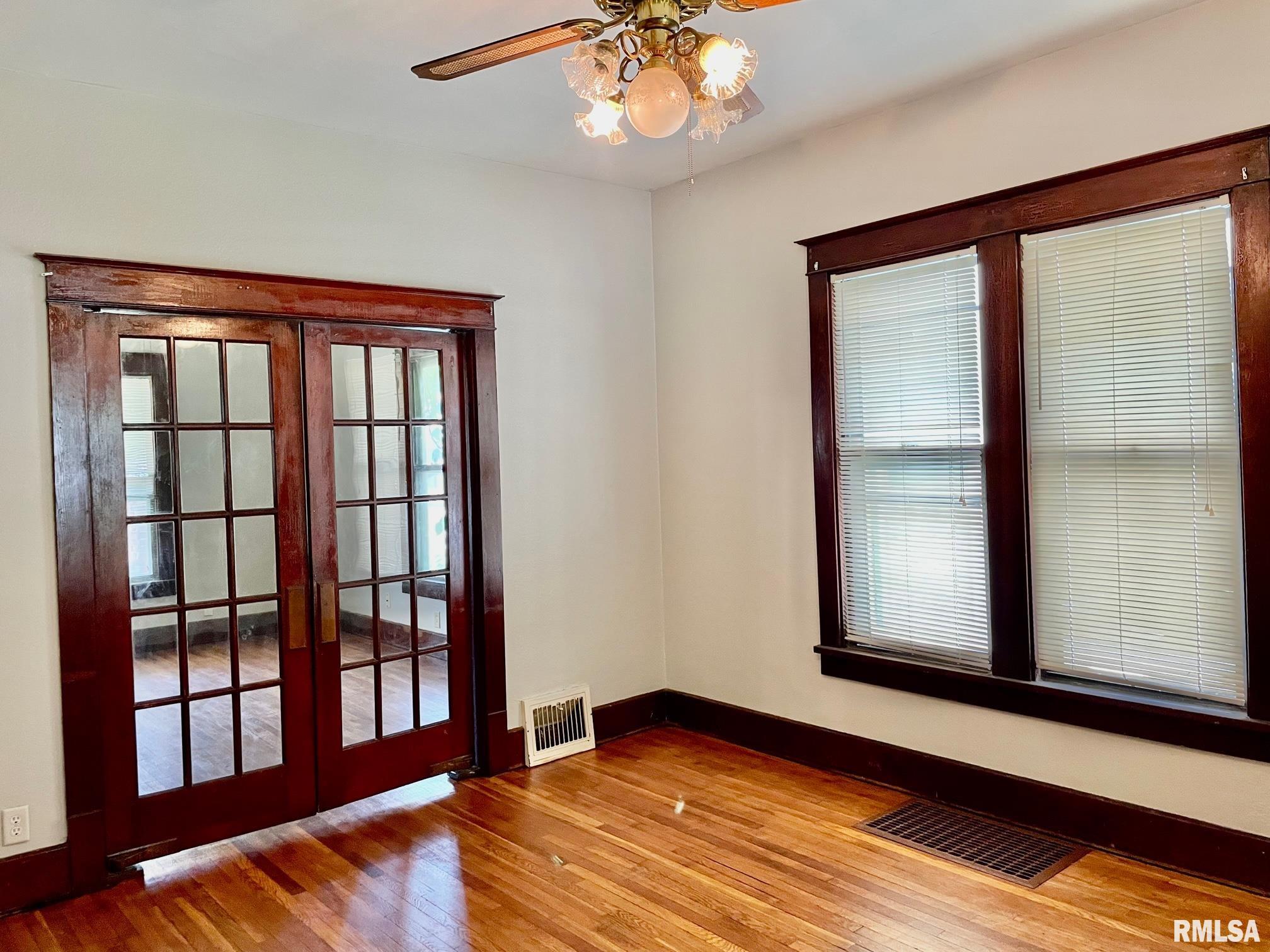 1709 East Reynolds Street Springfield, IL 62702 - Photo 8 of 24 Gallery Image 8