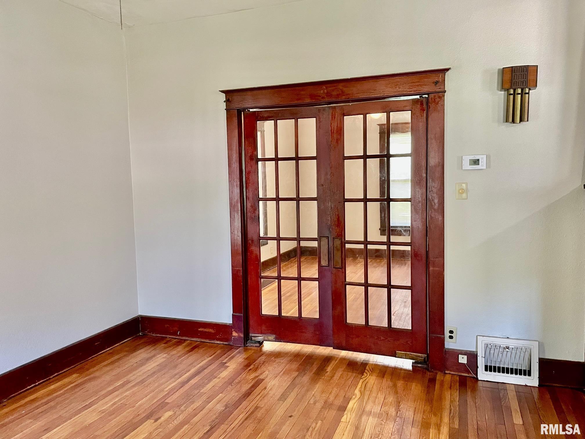 1709 East Reynolds Street Springfield, IL 62702 - Photo 9 of 24 Gallery Image 9