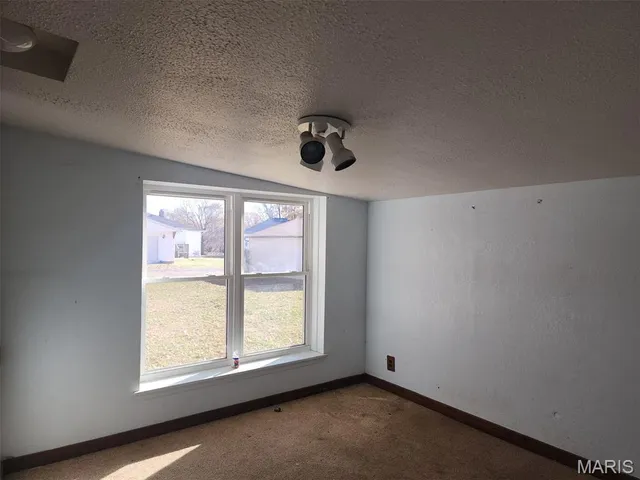 $62,500 | 1116 North 5th Street, Vandalia, IL 62471