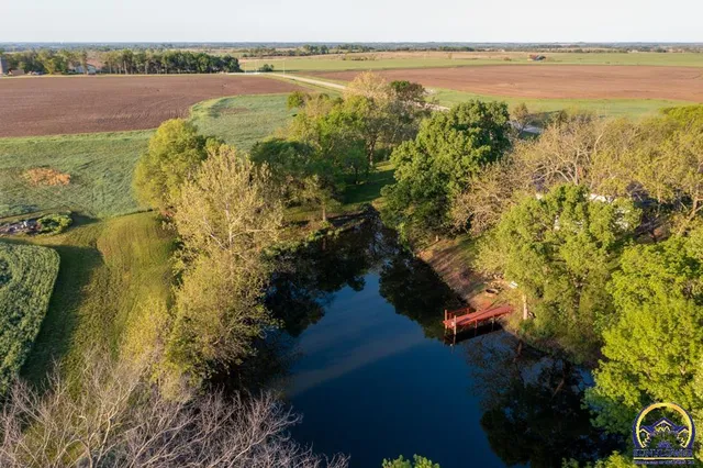 $372,000 | 18409 Harveyville Road, Harveyville, KS 66431