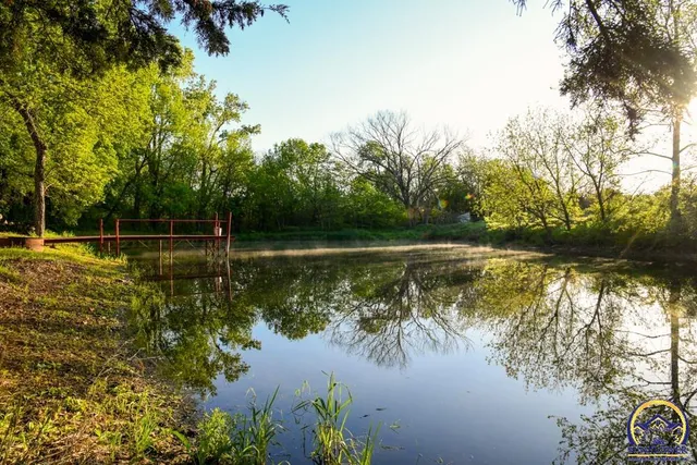 $372,000 | 18409 Harveyville Road, Harveyville, KS 66431