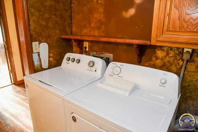 $372,000 | 18409 Harveyville Road, Harveyville, KS 66431