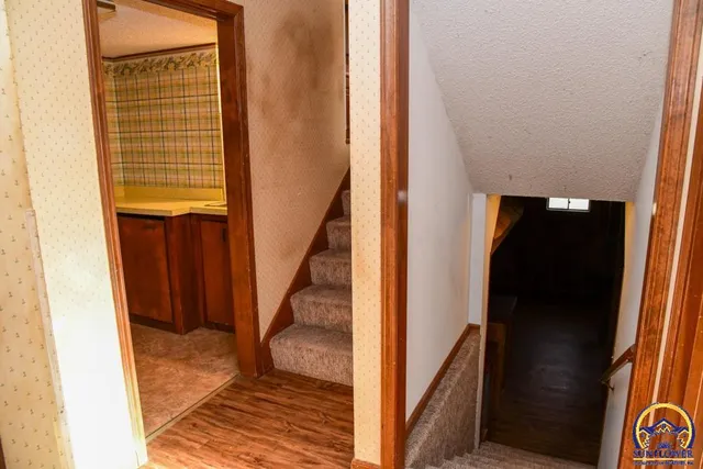 $372,000 | 18409 Harveyville Road, Harveyville, KS 66431