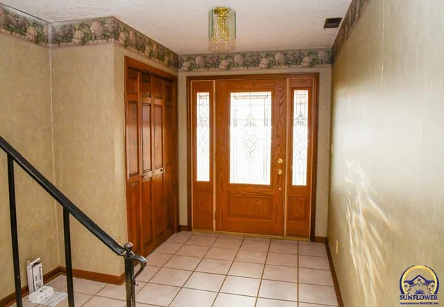 $372,000 | 18409 Harveyville Road, Harveyville, KS 66431