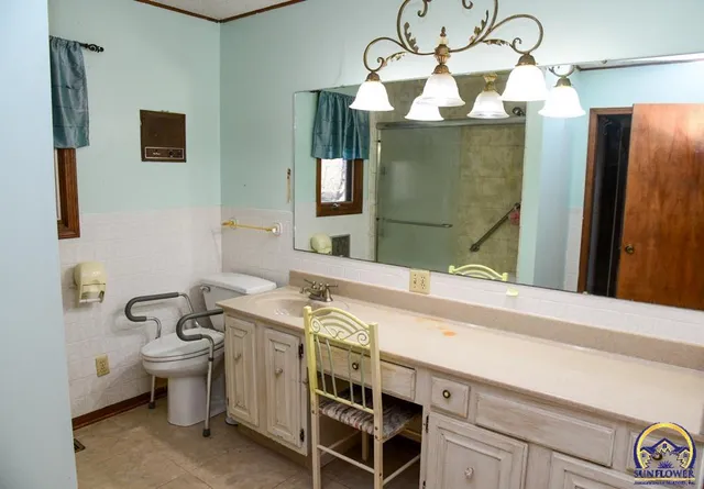 $372,000 | 18409 Harveyville Road, Harveyville, KS 66431