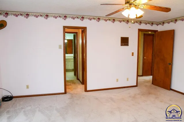 $372,000 | 18409 Harveyville Road, Harveyville, KS 66431