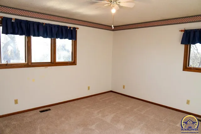 $372,000 | 18409 Harveyville Road, Harveyville, KS 66431