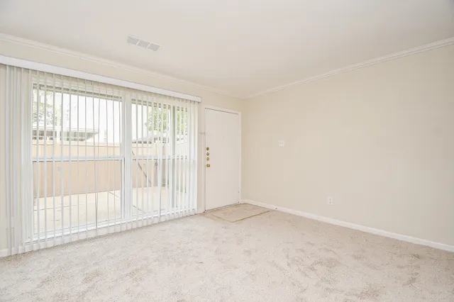 $169,800 | 2367 Briarwest Boulevard, Houston, TX 77077