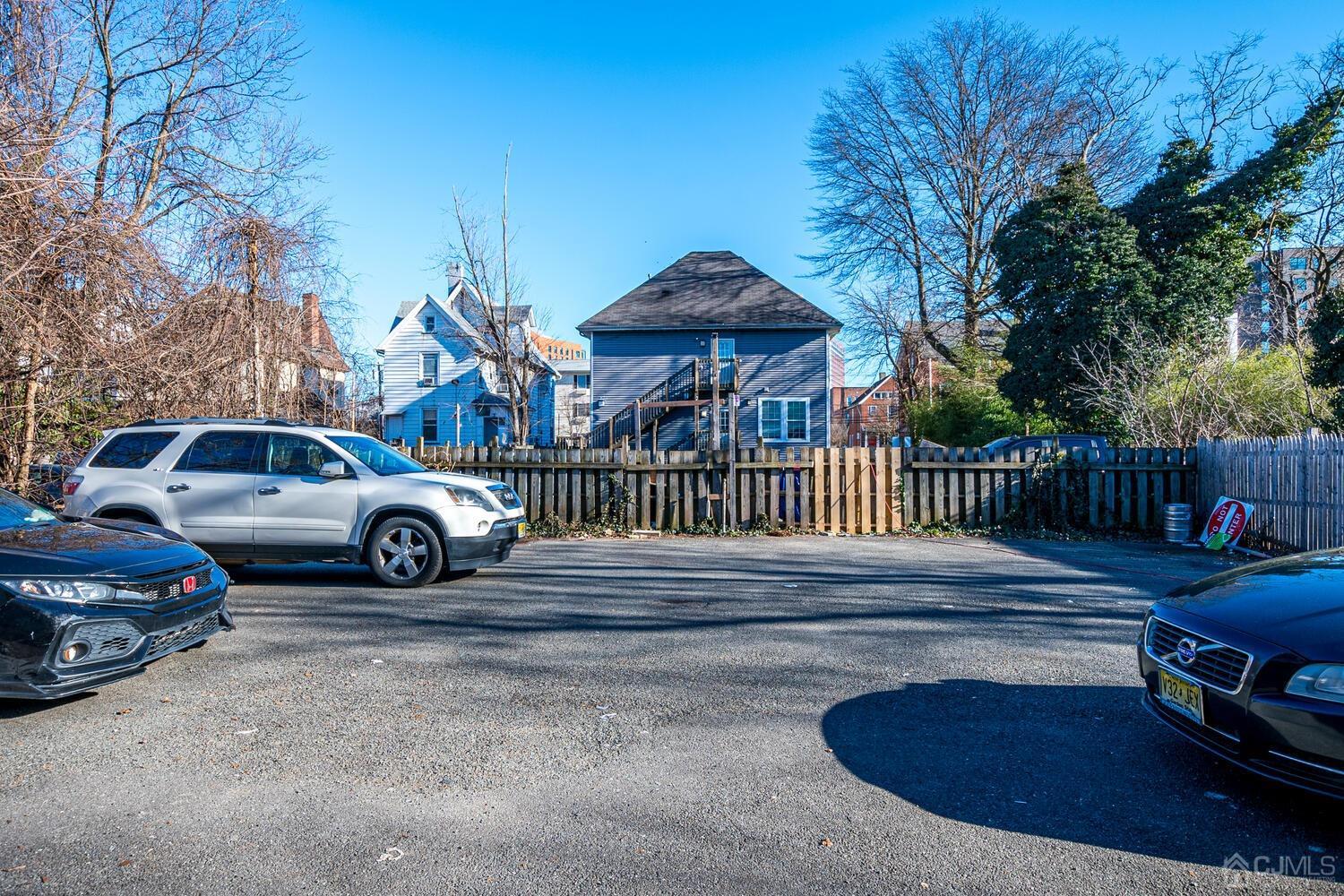32 Prosper Street New Brunswick, NJ 08901 - Photo 5 of 30 a view of a house with a yard
