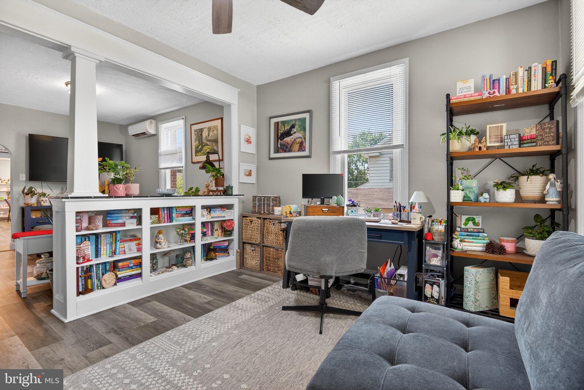 590 Monroe Street Harrisburg, PA 17113 - Photo 5 of 48 Open living room divided by built in shelving