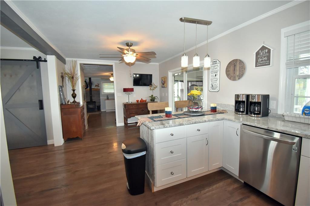8601 Cox Road Indianapolis, IN 46221 - Photo 14 of 56