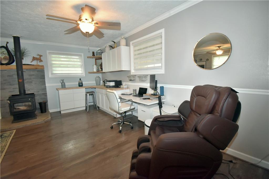 8601 Cox Road Indianapolis, IN 46221 - Photo 10 of 56