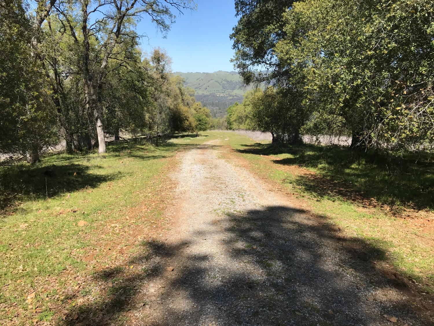 5080 Thompson Hill Road Placerville, CA 95667 - Photo 17 of 37