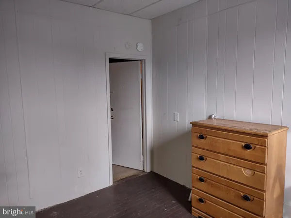 $525 | 100 North Broadway, Unit 3, Gloucester City, NJ 08030