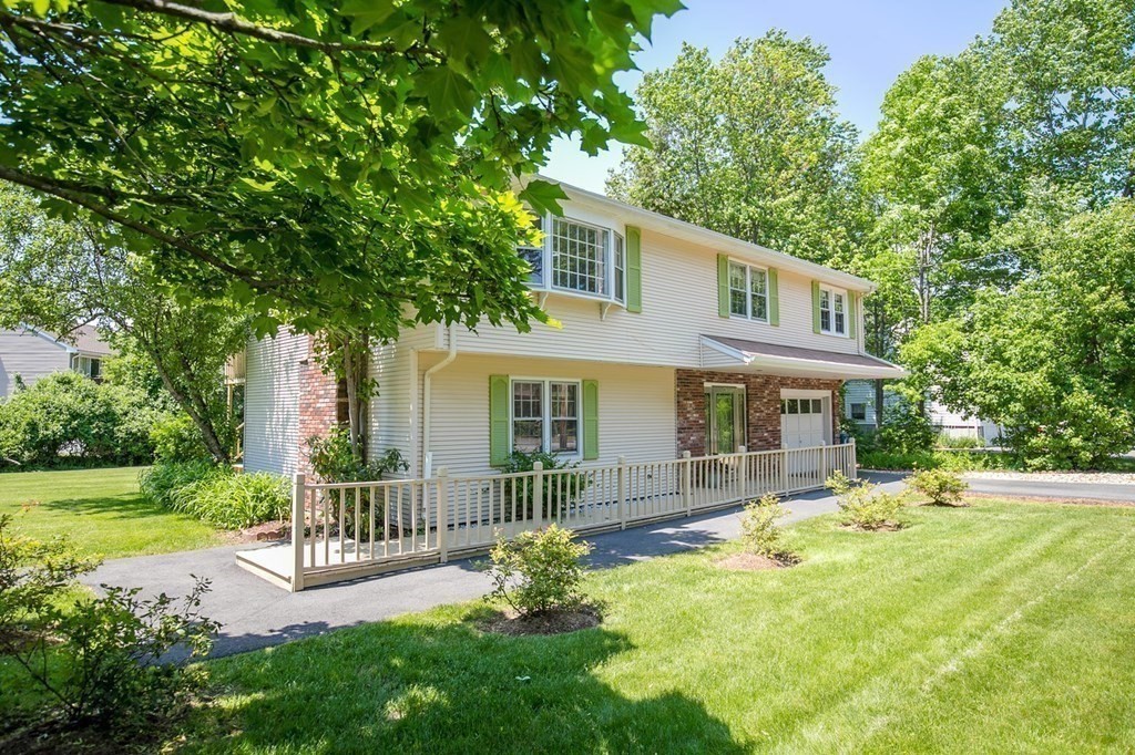 47 Wilmington Road Burlington, MA 01803 - Photo 1 of 40 Gallery Image 1