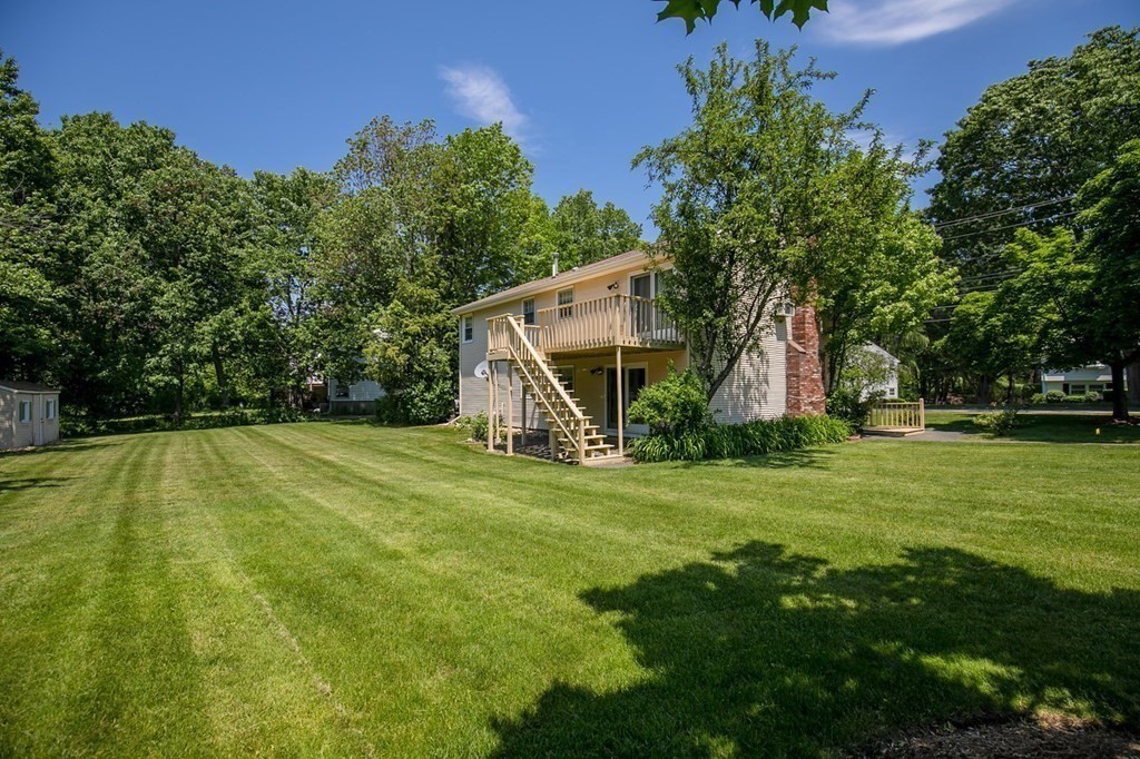 47 Wilmington Road Burlington, MA 01803 - Photo 3 of 40 Gallery Image 3