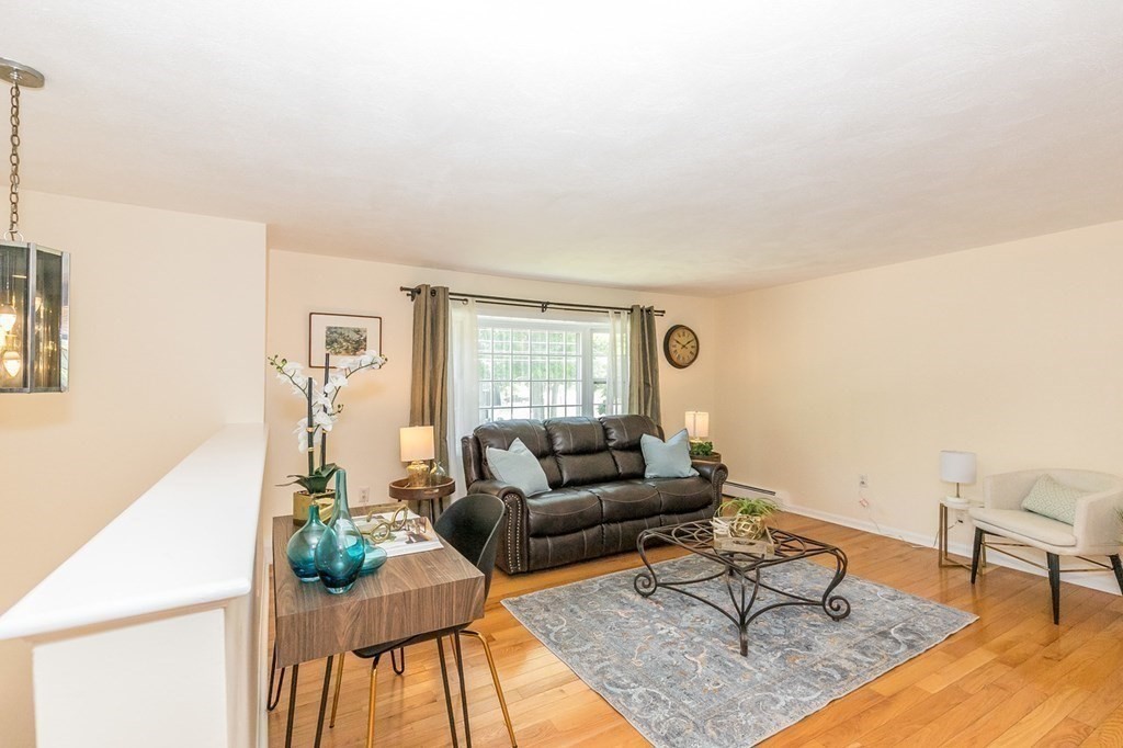47 Wilmington Road Burlington, MA 01803 - Photo 8 of 40 Gallery Image 8