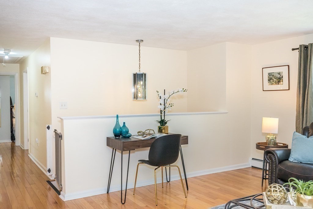 47 Wilmington Road Burlington, MA 01803 - Photo 9 of 40 Gallery Image 9