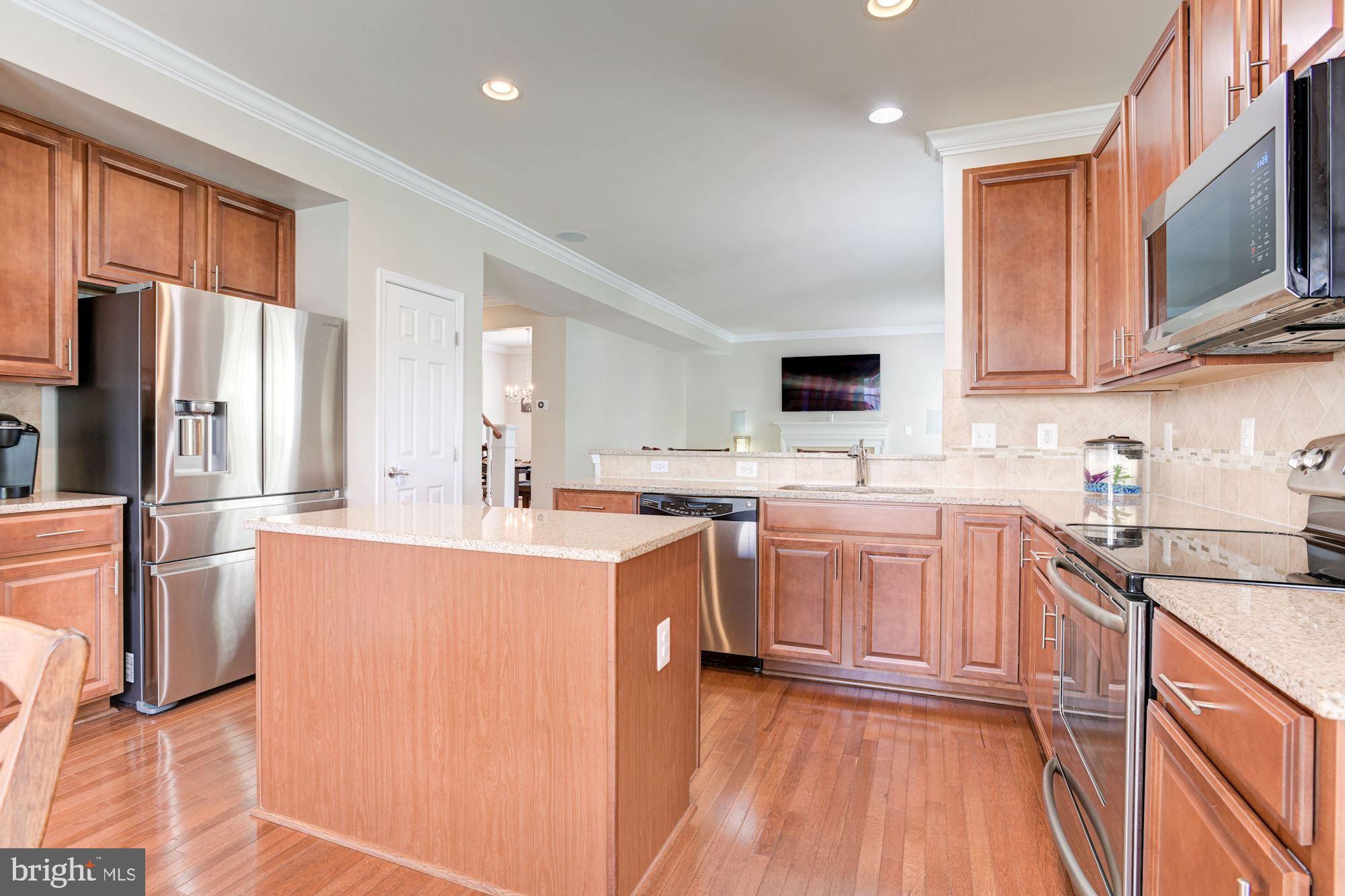 5710 Country Farm Road White Marsh, MD 21162 - Photo 14 of 42 Kitchen
