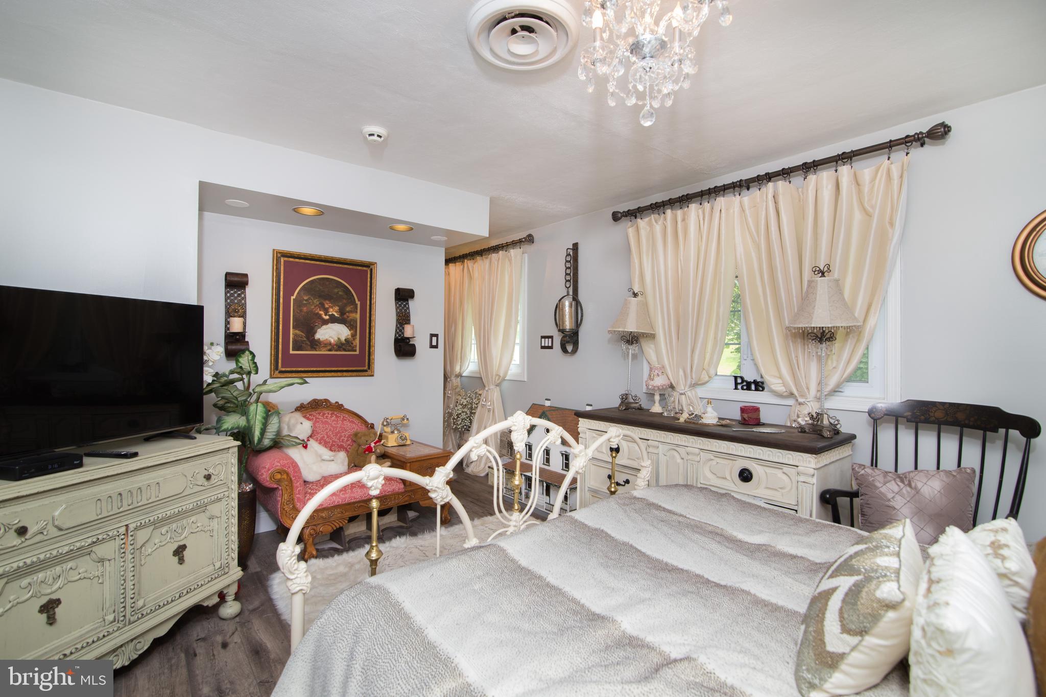 621 Valley View Road Langhorne, PA 19047 - Photo 27 of 38 Gallery Image 27