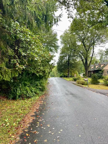 $699,000 | 8 Bayard Lane, Suffern, NY 10901