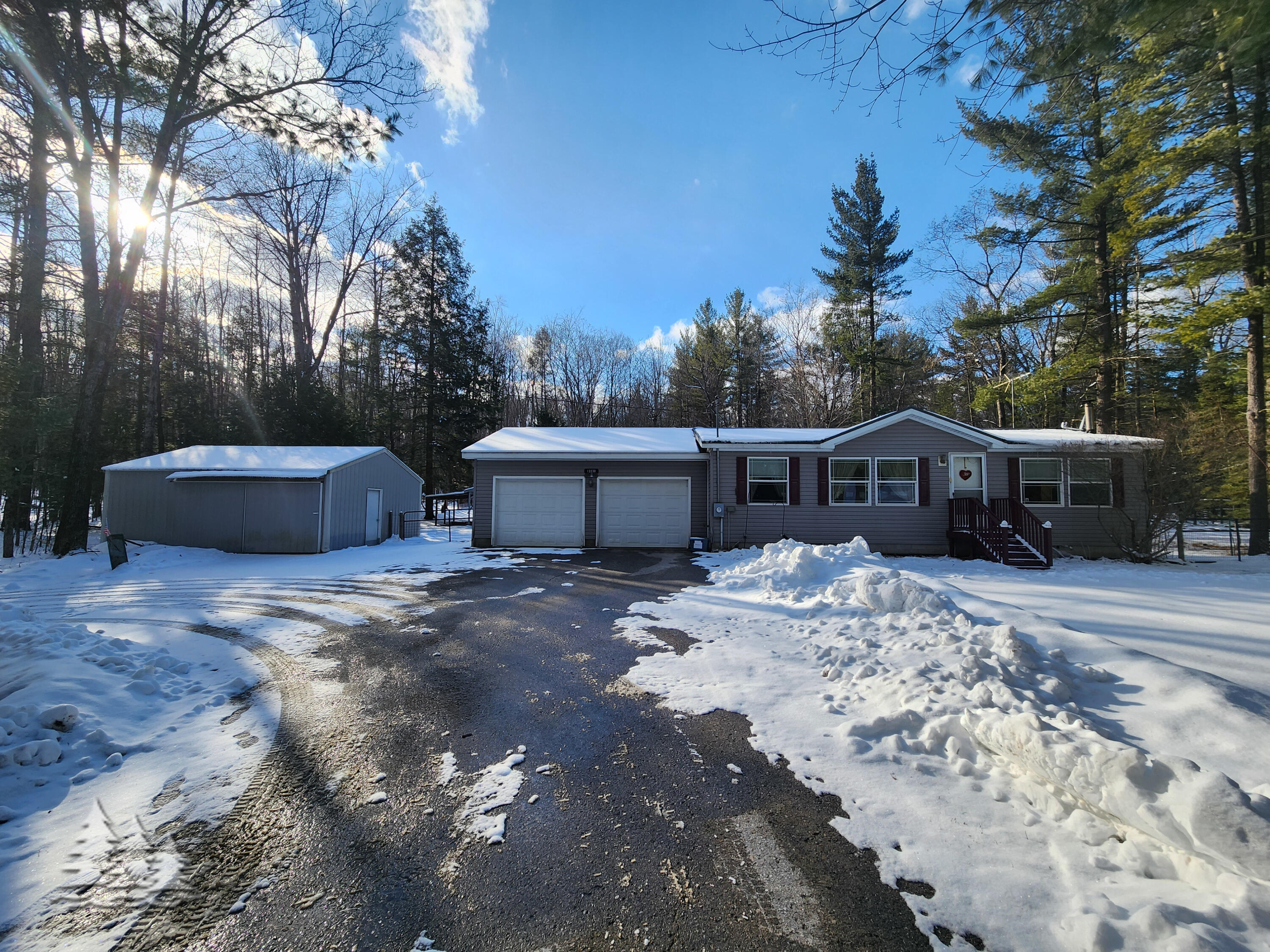 12230 Hall Road Atlanta, MI 49709 - Photo 2 of 35 Gallery Image 2