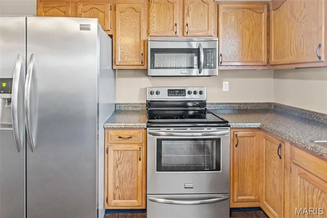 $175,000 | 802 Coral Drive, Fairview Heights, IL 62208