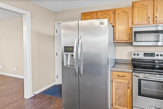 $175,000 | 802 Coral Drive, Fairview Heights, IL 62208