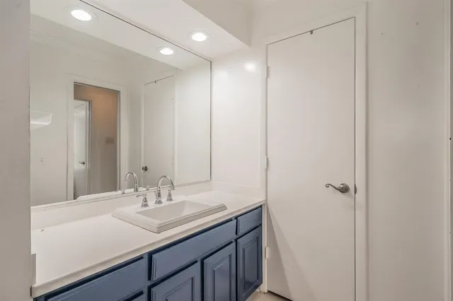 $411,999 | 1633 Martha Drive, Bedford, TX 76022