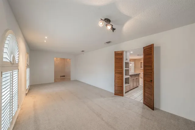 $411,999 | 1633 Martha Drive, Bedford, TX 76022