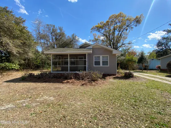 $1,850 | 4130 Lake Avenue, Wilmington, NC 28403
