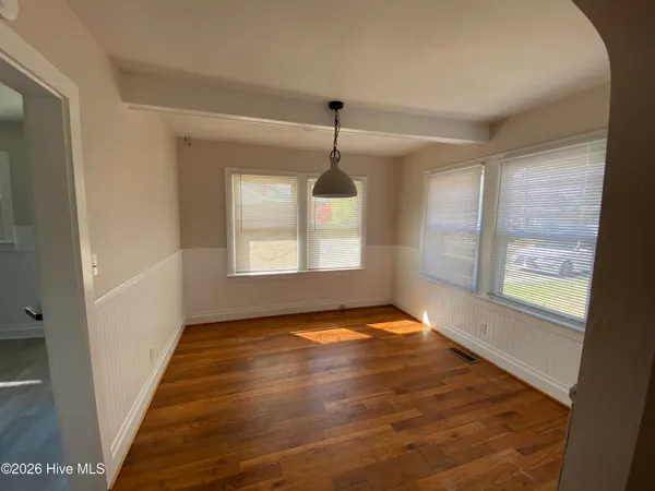 $1,850 | 4130 Lake Avenue, Wilmington, NC 28403