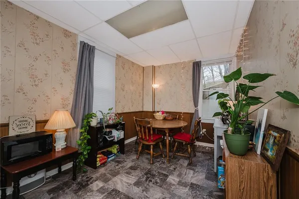 $90,000 | 242 North 10th Street, Indiana, PA 15701