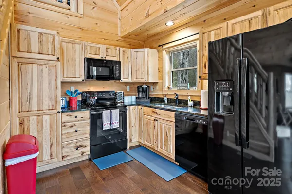 $895,000 | 67-69 Flat Top Mountain Road, Fairview, NC 28730