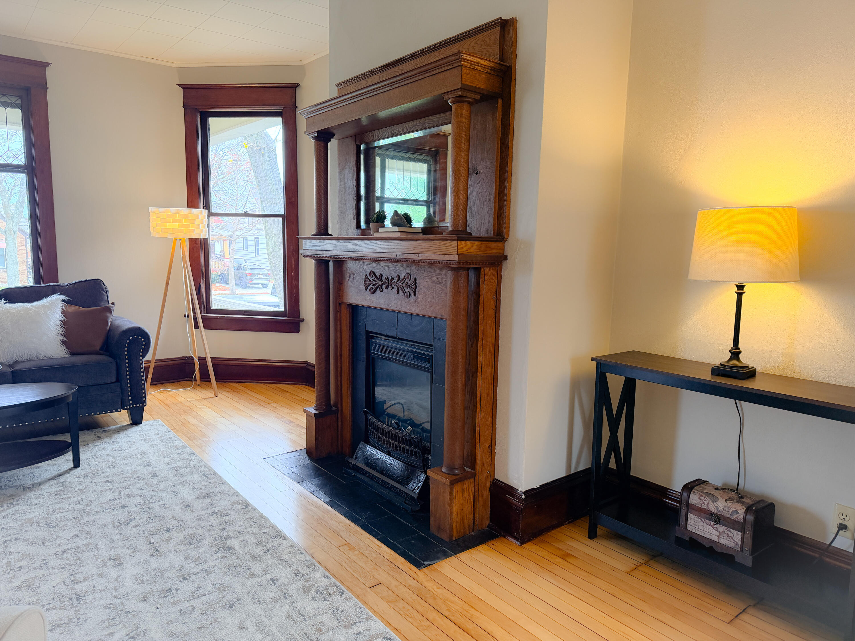 1514 Carlisle Avenue Racine, WI 53404 - Photo 12 of 28 6EFB0D6B-CBCC-4DA0-9352-B33E9371BAA9