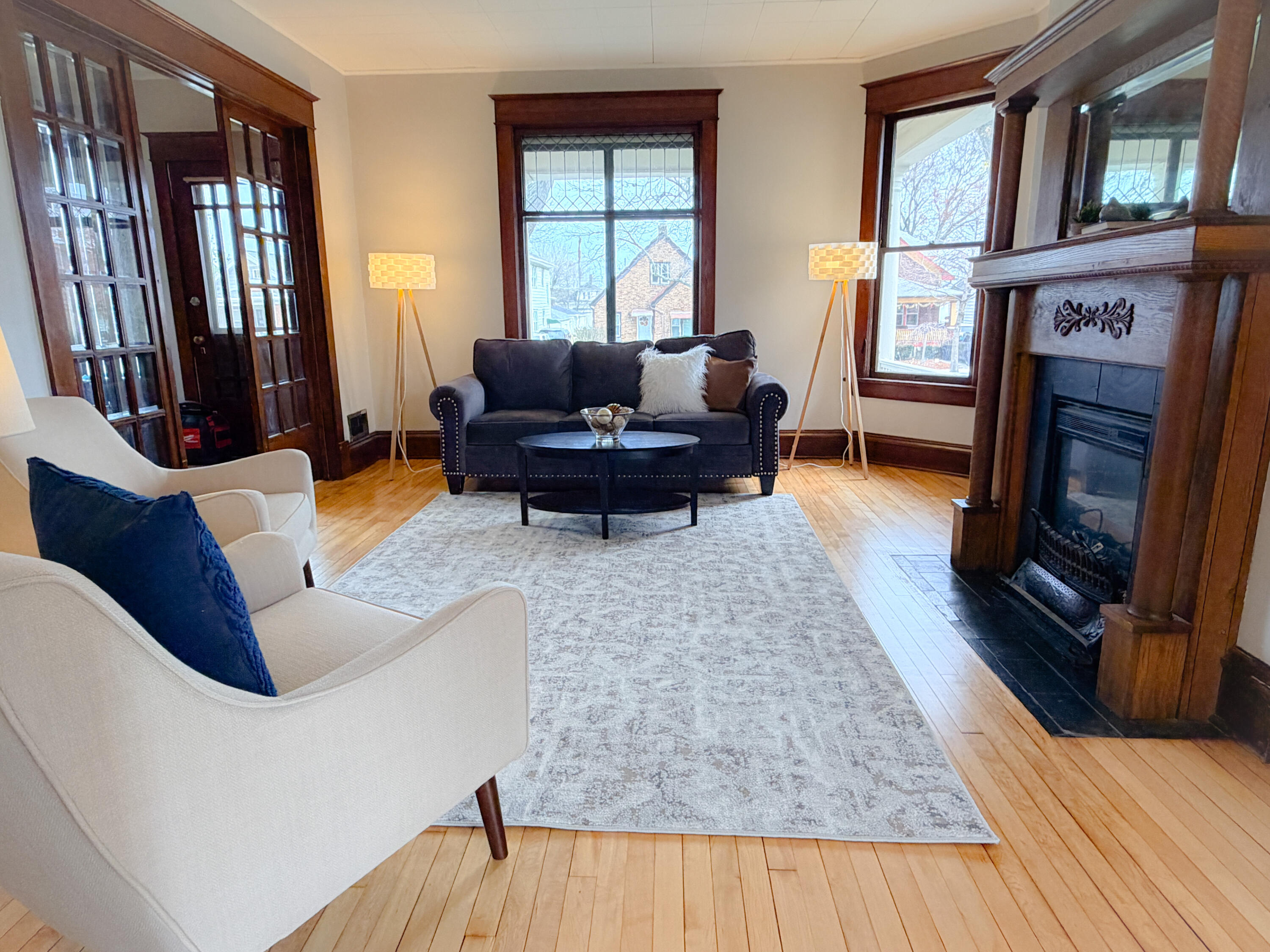 1514 Carlisle Avenue Racine, WI 53404 - Photo 13 of 28 D4113BDF-7753-4BFD-B15E-568A5B689271