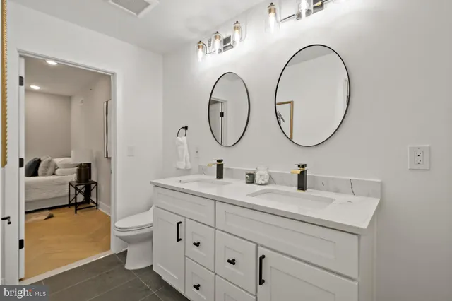 $475,000 | 1810 East Moyamensing Avenue, Unit B, Philadelphia, PA 19148