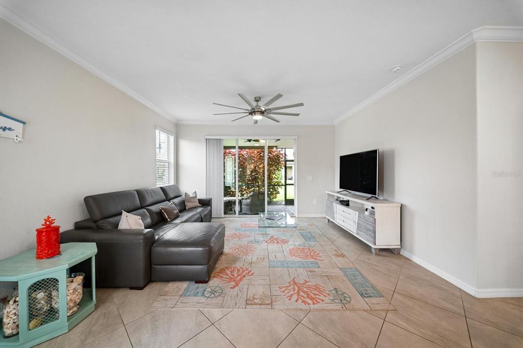 2324 Springhaven Lane Lakewood Ranch, FL 34211 - Photo 12 of 62 Gallery Image 12